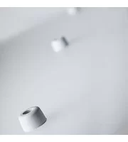 Кухонная доска с ножками размером 500 x 340 х 20 мм. (Белая) пластик Кухонная доска с ножками размером 500 x 340 х 20 мм. (Белая) пластик