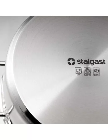 Каструля середня з кришкою Stalgast 24 см, та 7,2л, н/ж (012242)