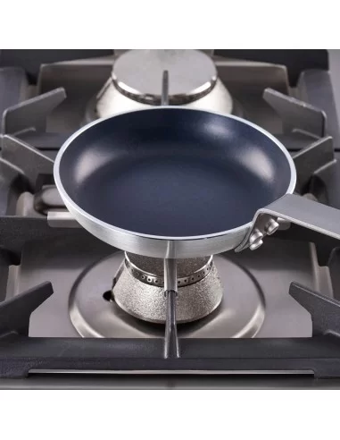 Плита газова (4 конфорки) зі статичної електричною духовкою (22,5 + 7 кВт, G 30/400) Stalgast 971623 Плита газова (4 конфорки) зі статичної електричною духовкою (22,5 + 7 кВт, G 30/400) Stalgast 971623